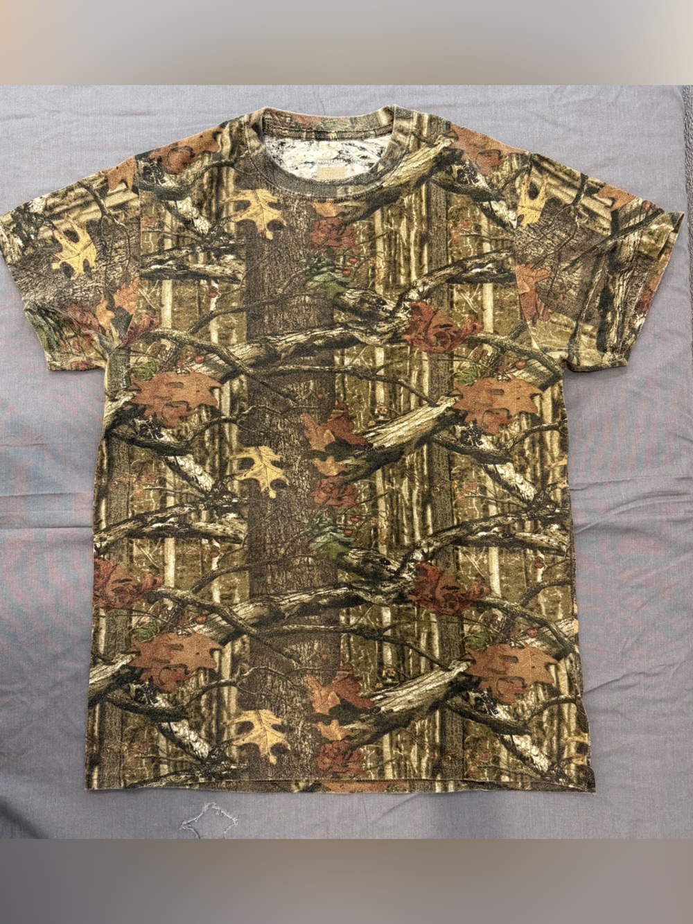 Mossy Oak Tree and Leaf Brown and Green Camouflage Forest Tee Interior Print